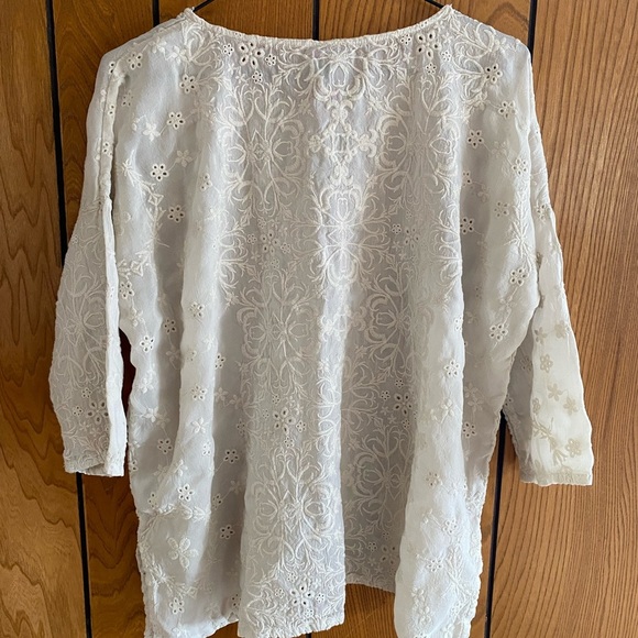 Johnny Was blouse shirt 100% Cupra Rayon eyelet lace embroidery detailing small - Picture 2 of 11